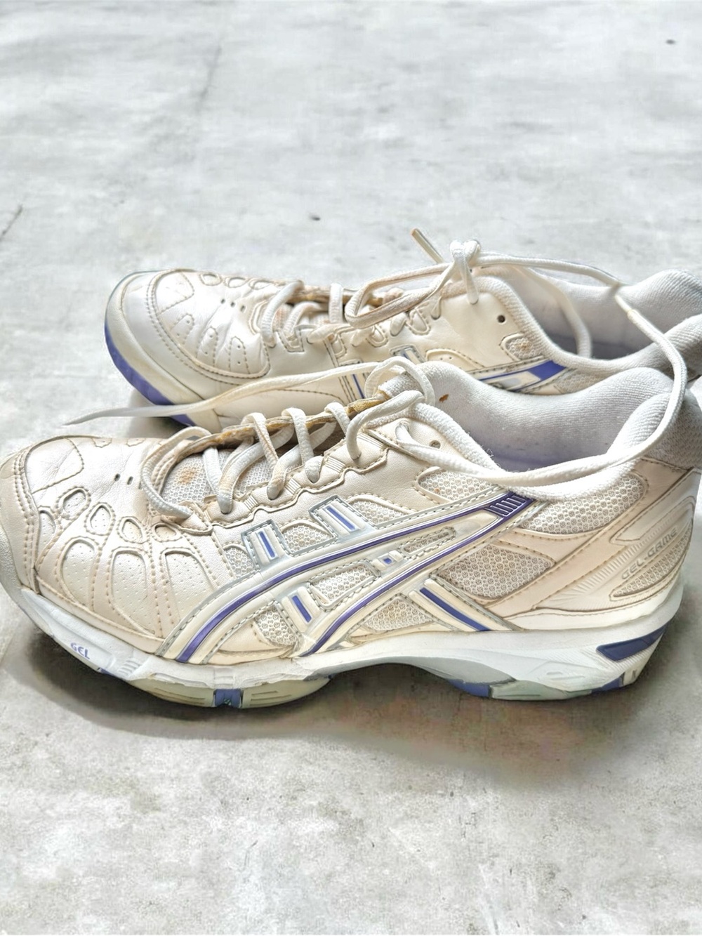 Vintage ASICS y2k sneakers shoes gorpcore swag drip retro 90 Women' US Size 8